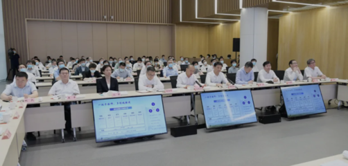 搶占數(shù)字新賽道，掌握發(fā)展主動權(quán)——李強(qiáng)部署推進(jìn)經(jīng)濟(jì)數(shù)字化轉(zhuǎn)型與應(yīng)用軟件服務(wù)